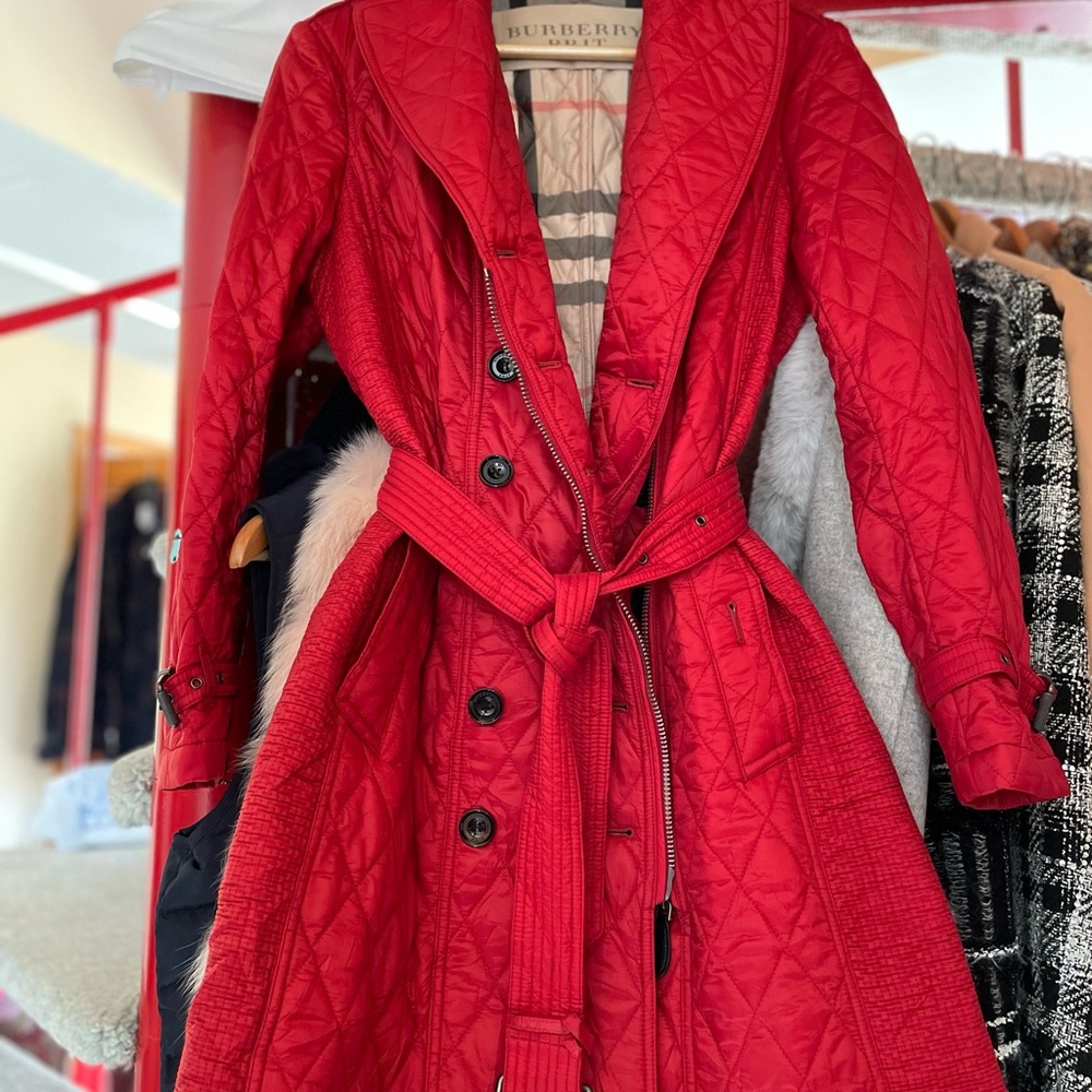 Burberry quilted trench coat with belt - Picture 16 of 16
